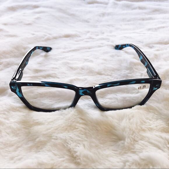 Ashley Blue Pattern Reader Blue Light Glasses - Picture 8 of 11